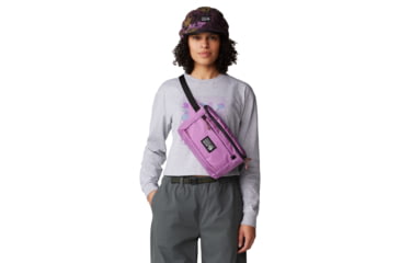 Image of Mountain Hardwear Camp 4 Hip Pack, Lilac Glow, O/S, 2095261-537-O/S