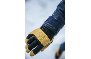 Image of Mountain Hardwear Crux Gore-Tex Infinium Glove, Black, Extra Small, OU8854010-XS