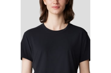 Image of Mountain Hardwear Trekkin Go Short Sleeve Shirt - Women's, Black, L, 2023271-010-L