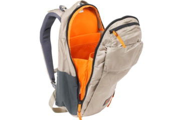 Image of Mystery Ranch District 18 Pack, Hummus, One Size, 112769-250-00