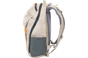 Image of Mystery Ranch District 18 Pack, Hummus, One Size, 112769-250-00