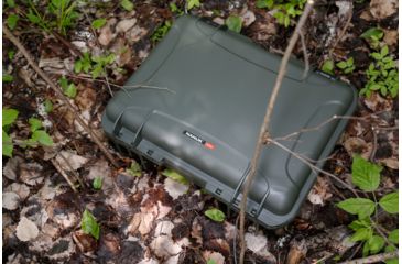 Image of Nanuk 930 Protective Case w/Padded Divider, Olive, Medium, 930S-020OL-0A0
