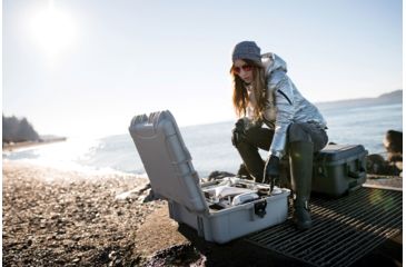 Image of Nanuk 945 Nanuk Case w/foam insert for DJI Phantom 4, Silver, 945S-080SV-0A0-15630