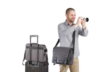 Image of National Geographic Walkabout Slender Messenger, Gray NGW2400
