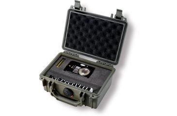 Image of Nikon CoolPix L15 in Pelican Case with Tripod
