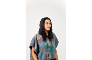 Image of Nomadix Changing Poncho, Camo Green, Meduim/Large, CP-CAMO-101