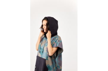 Image of Nomadix Changing Poncho, Camo Green, Meduim/Large, CP-CAMO-101