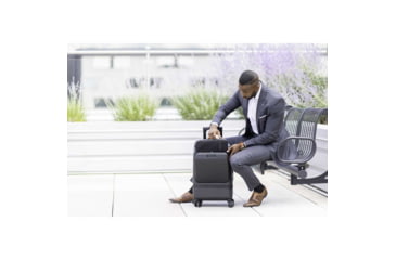 Image of NOMATIC Carry-on Pro, Black, RLCP00-BLK-01