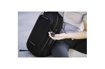 Image of NOMATIC Navigator Pack, 15L, Black, 15L, NVBP15-BLK-01