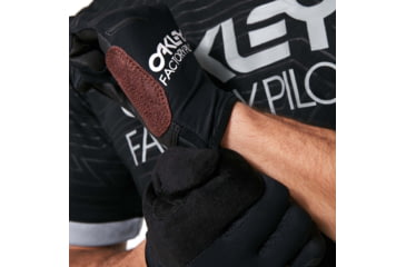 Image of Oakley All Conditions Gloves - Mens, Blackout, Medium, FOS900592-02E-M