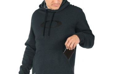 Image of Oakley Chakra PO Fleece, Jet Black Heather, Medium 461353-01S-MD