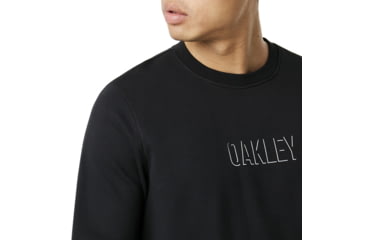 Image of Oakley Clean Logo Crew Fleece - Mens, Blackout, Medium, 472476-02E-M