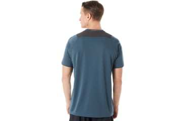 Image of Oakley Enhance 8.7.02 Short Sleeve Crew Tee - Men's, Dark Slate, Small, 434250-94A-S