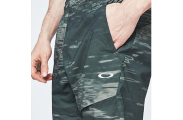 Image of Oakley Enhance Mobility Shorts - Mens, Green Print, Large, FOA400171-78Y-L