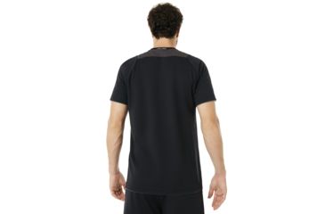 Image of Oakley Enhance Short Sleeve Crew 8.7.02 - Mens, Blackout, Large 434250-02E-L