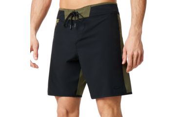 Image of Oakley Floater Angle Block 18 Inches Boardsort - Mens, Blackout, 32, 482455-02E-32