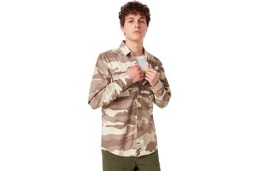 Image of Oakley Icon Cargo Shirt - Mens, Desert Camouflage, Small, 401929-99C-S