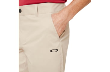 Image of Oakley Icon Chino Golf Short - Mens, Oxford Tan, 36, 442467-88L-36