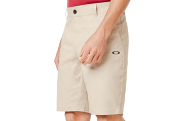 Image of Oakley Icon Chino Golf Short - Mens, Oxford Tan, 36, 442467-88L-36