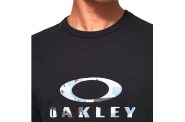 Image of Oakley O Bark 2.0 T-Shirt - Mens, Black/Camo Grey, Large, FOA402167-9AC-L