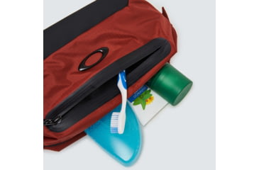 Image of Oakley Outdoor Beauty Case - Mens, Brick, One Size, FOS900032-407-U