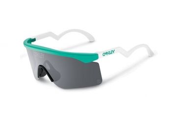 Image of Oakley Razor Blades - Heritage Collection Unisex Sunglasses, Seafoam Frame, Grey Lens OO9140-11