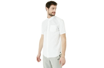 Image of Oakley Short Sleeve Woven Shirt 2 - Mens, White, Medium, 401881-100-M
