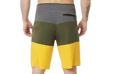 Image of Oakley SI Ozaki Block 21 Inches - Mens, Jet Black Heather, 32, 482454-01S-32