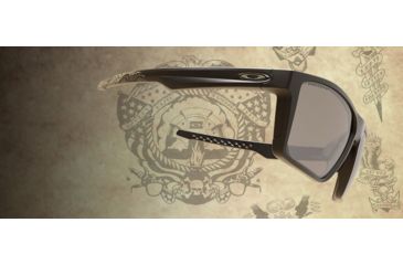 Image of Oakley Standard Issue Targetline American Heritage Collection, Matte Black w/Prizm Black Polarized, OO9397-2258