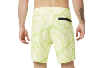 Image of Oakley Staple Graffiti Boardshort I8 Inc - Mens, Pale Lime Yellow, 34 482599-51A-34