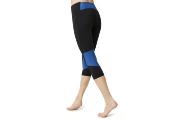 Image of Oakley Training 3/4 Tights - Womens, Blackout, Medium 521712-02E-M