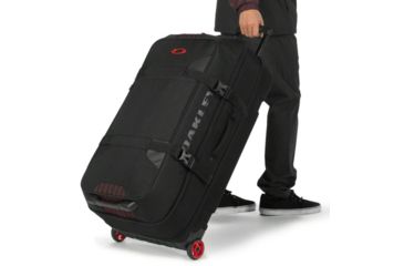 Image of Oakley Vacationer Large Roller, Jet Black 92868-01K