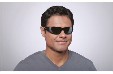 Image of Maui Jim Offshore Sunglasses w/ Gloss Black Frame and HCL Bronze Lenses - H444-02, On Model