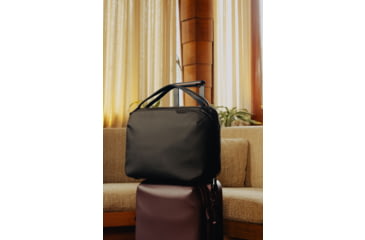 Image of Peak Design 25L Travel Weekender, Black, Large, BTRW-25-BK-2