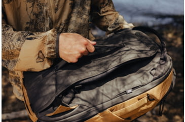 Image of Peak Design 30 Liters Travel Backpack, Coyote, BTR-30-CY-3