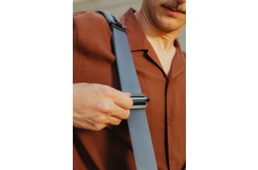 Image of Peak Design Everyday 13 Liters Messenger Bag, Ocean, BEDM-13-DS-3