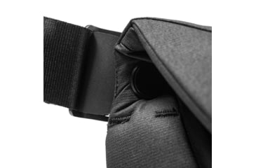 Image of Peak Design Everyday Messenger v2, 13Liters, Black, BEDM-13-BK-2