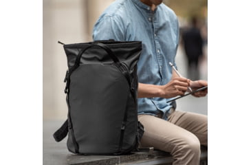Image of Peak Design Everyday Totepack v2, 20 Liters, Black, BEDTP-20-BK-2