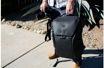 Image of Peak Design Everyday V2 Backpack, 30 Liters, Black, BEDB-30-BK-3