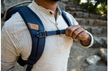 Image of Peak Design Everyday V2 Backpack, 30 Liters, Midnight, BEDB-30-MN-3