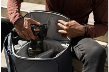 Image of Peak Design Everyday V2 Backpack, 30 Liters, Midnight, BEDB-30-MN-3
