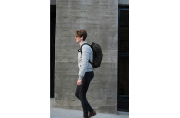 Image of Peak Design Everyday Zip V2 Backpack, 20 Liters, Black, BEDBZ-20-BK-3