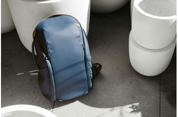 Image of Peak Design Everyday Zip V2 Backpack, 20 Liters, Midnight, BEDBZ-20-MN-3