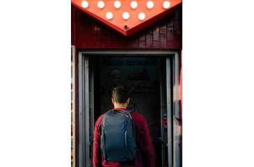 Image of Peak Design Everyday Zip V2 Backpack, 20 Liters, Midnight, BEDBZ-20-MN-3