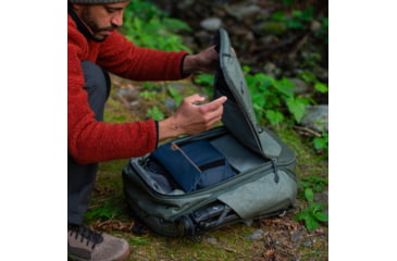 Image of Peak Design Field Pouch V2, Midnight, BP-MN-3