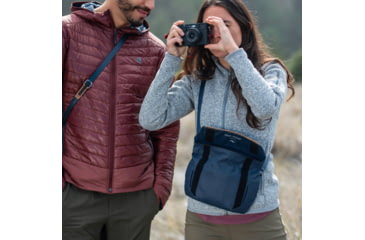 Image of Peak Design Field Pouch V2, Midnight, BP-MN-3