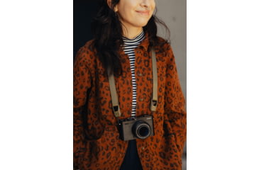 Image of Peak Design Leash Shoulder Strap, Kelp, L-KP-3