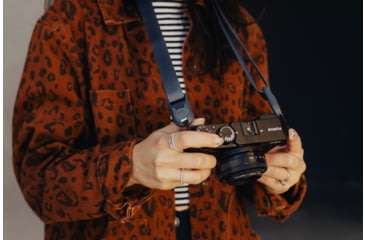 Image of Peak Design Leash Shoulder Strap, Ocean, L-DS-3