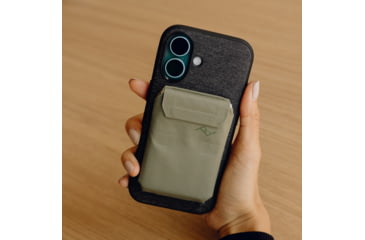Image of Peak Design Mobile Everyday Fabric Case iPhone 16, Charcoal, M-MC-BS-CH-1