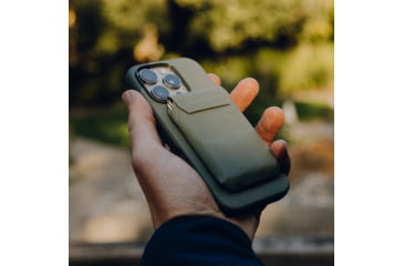 Image of Peak Design Mobile Everyday Fabric Case iPhone 16 Pro Max, Sage, M-MC-BV-SG-1